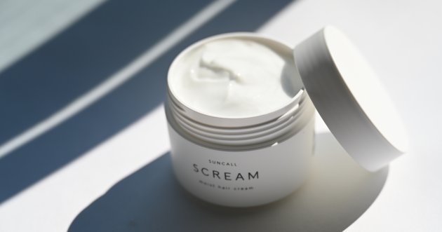 A new star in styling products! What is the “cream balm” that “lightens natural hair without making it sticky”?