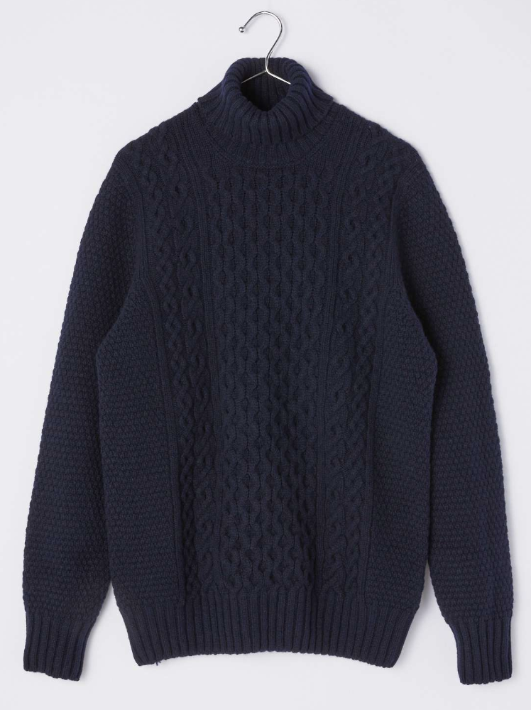 9 Men's Coordinate Examples of Turtleneck Sweaters Stylishly Layered ...
