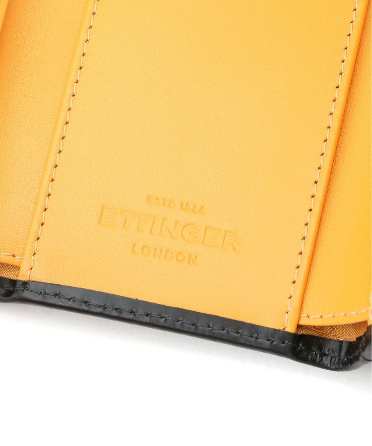 ETTINGERの三つ折り財布 BH2199
