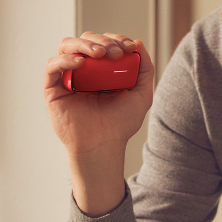 「Ploom X ADVANCED」の新カラー“赤”が限定発売！「SPECIAL EDITION RED BY ORA ITO」