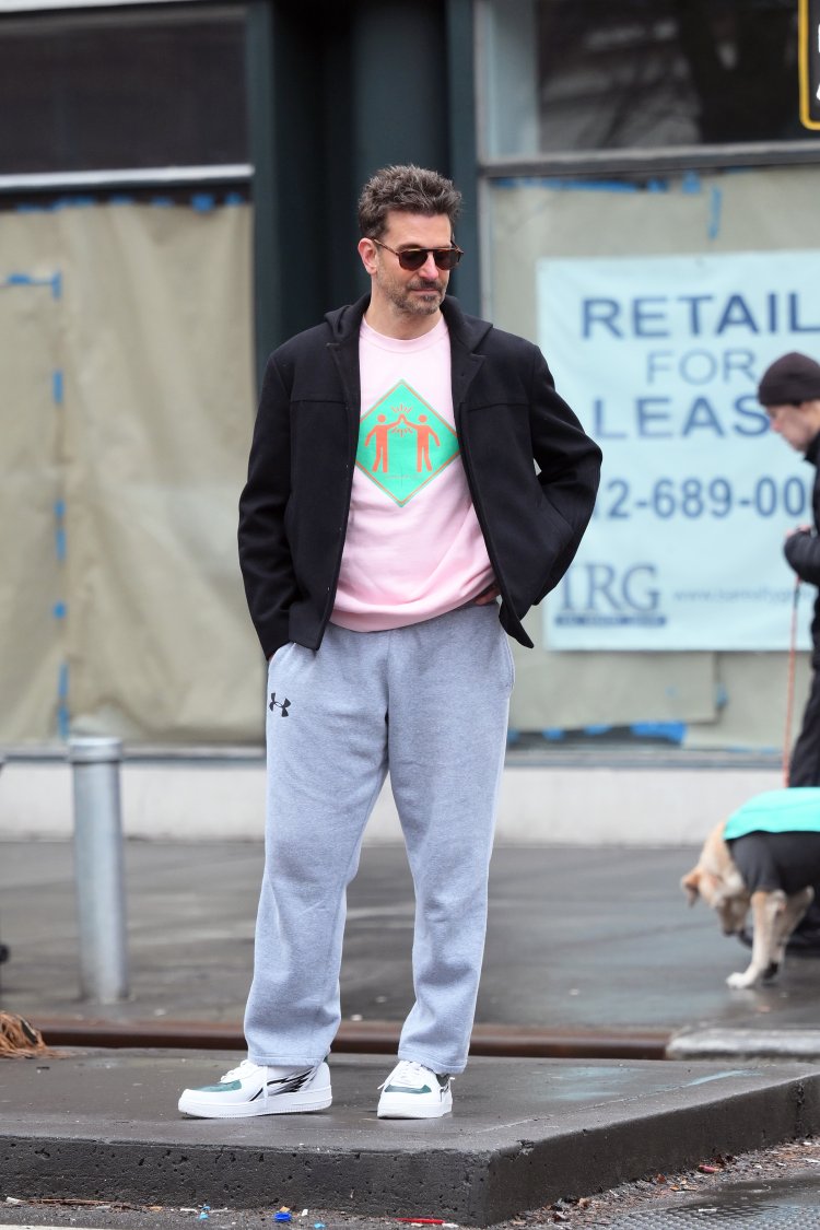EXCLUSIVE: Bradley Cooper Spotted On A Morning Walk In New York City A Day After Being Seen Together With Gigi Hadid - 28 Feb 2024
