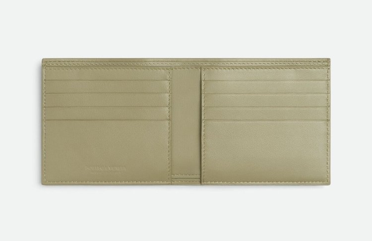 Bottega Veneta Bifold Wallet Recommended Model 1: "Intrecciato Bifold Wallet