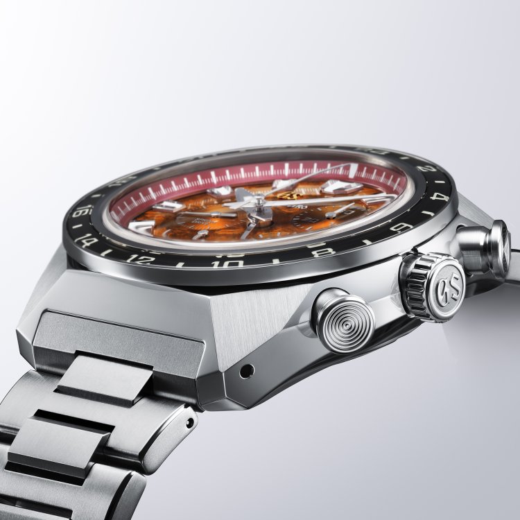 Grand Seiko "Caliber 9R" 20th anniversary model features a beautiful red dial with shimmering oil painting-like colors