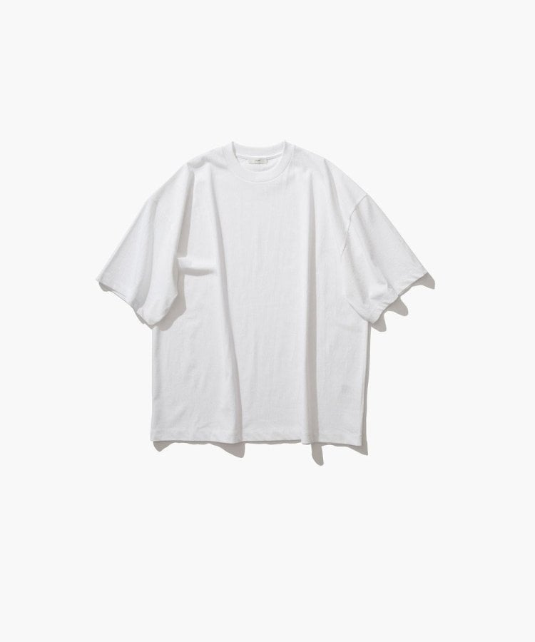 Aiton "T-shirt" recommended model (1) "FRESCA PLATE | Oversized T-shirt