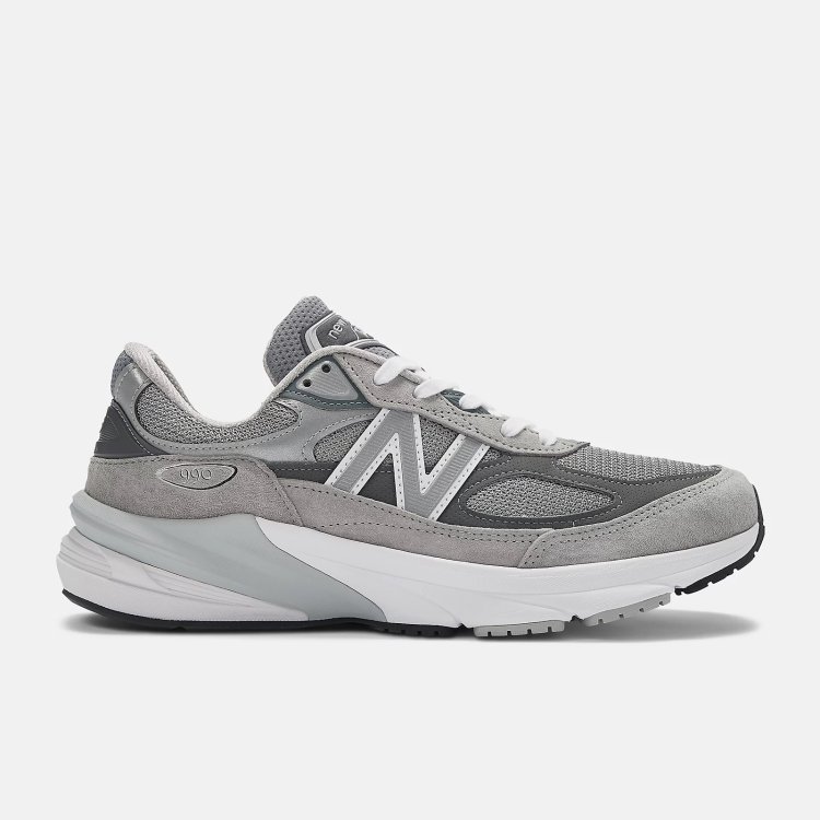 New Balance "990v6"