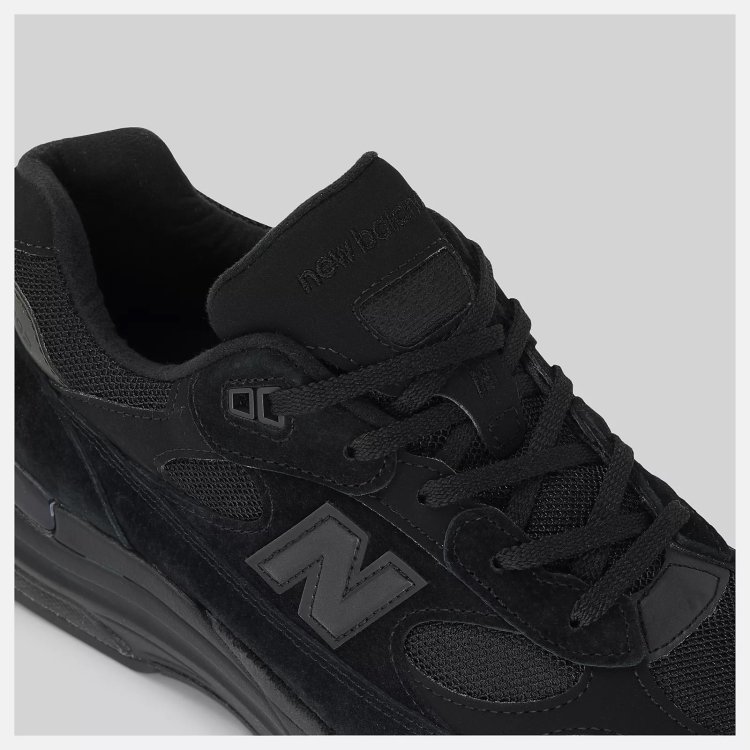 New Balance "992"