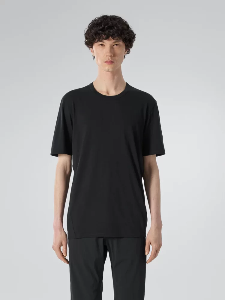 S25-X000006361-Frame-Shirt-SS-Black-Front-View_900x
