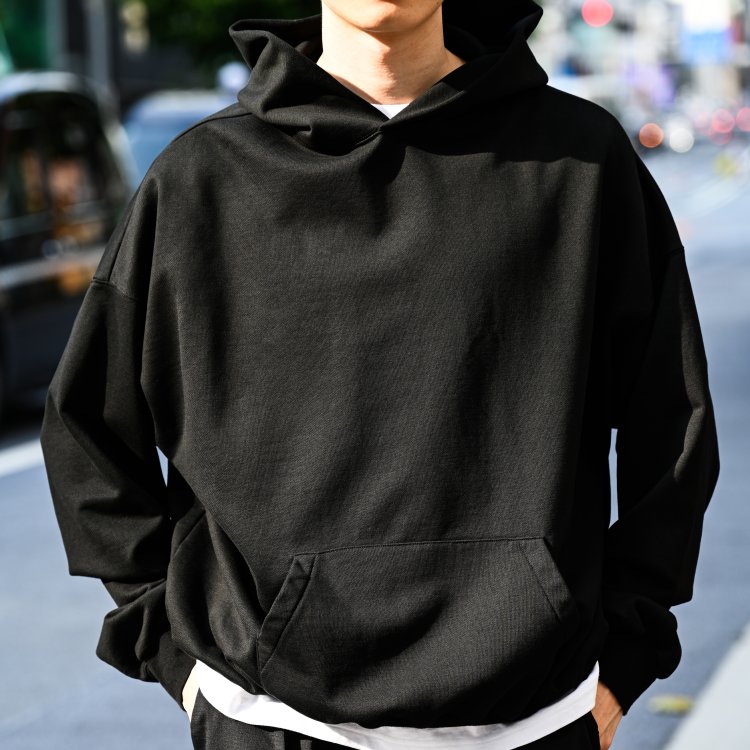 GARY BLACK モデルカットフロント