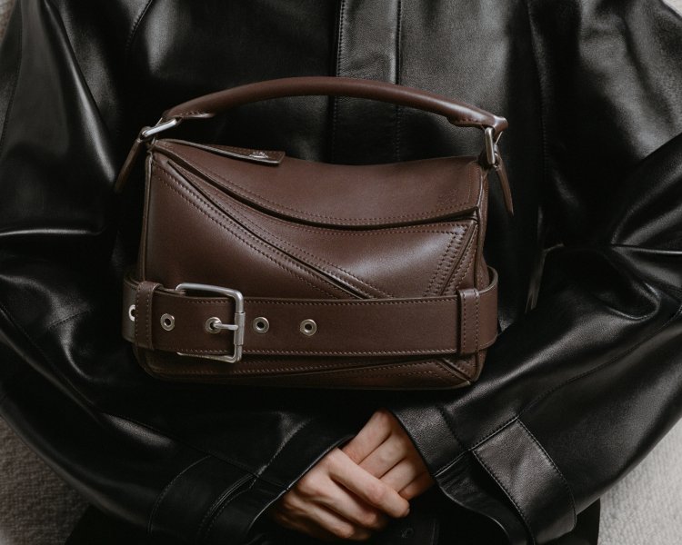 LOEWE パズル バイカー バッグ