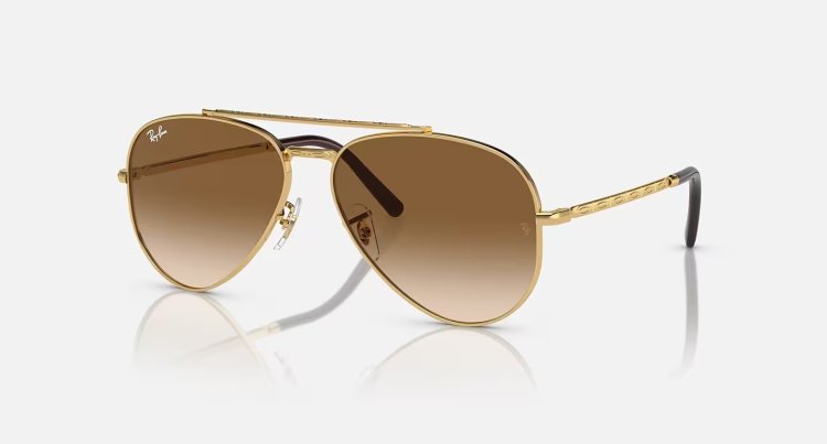 レイバン　アビエーター　折りたたみ式　ゴールド レイバン公式ストア】 Ray-Ban® NEW AVIATOR サングラス