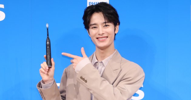 フィリップス ソニッケアーから5つの新モデルが登場！家電好き俳優の塩野瑛久も太鼓判