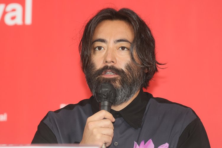 センターパートワイルド山田孝之