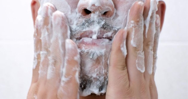 Why men should “wash their face in the morning and cleanse at night.