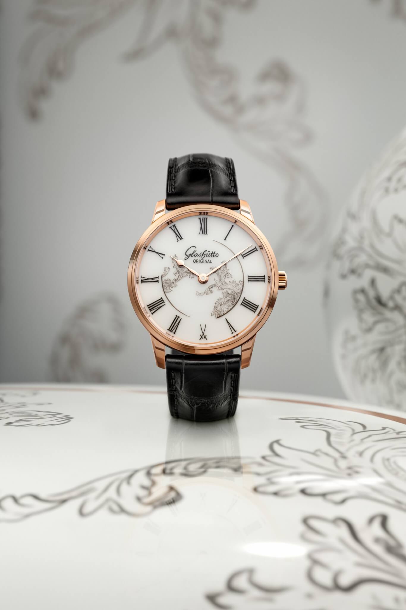 グラスヒュッテ・オリジナルとマイセン磁器製作所による芸術的コラボ