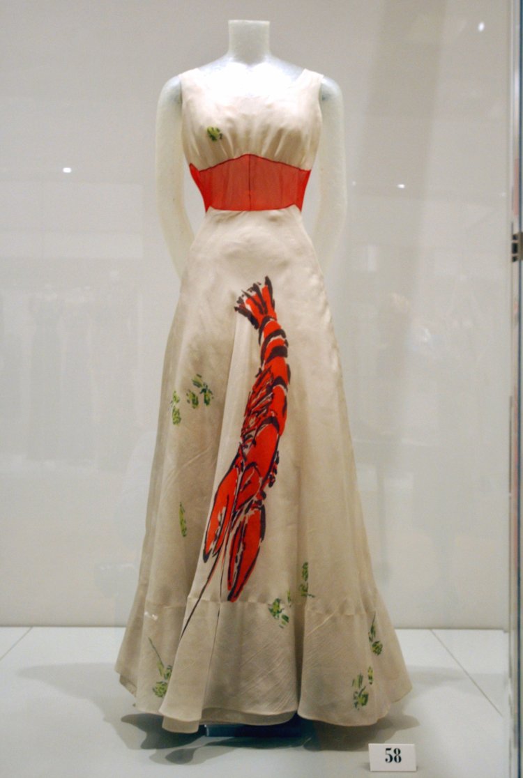 SCHIAPARELLI EXHIBIT