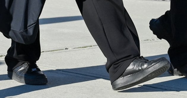 はたしてナイキの黒 エア フォース１はイケてるスニーカーなのか？