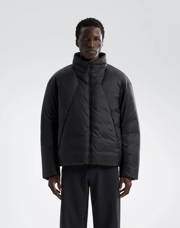 F25_X000009960_002291_Conduit-Down-Jacket_Black_Men_M_Front-View_1296x