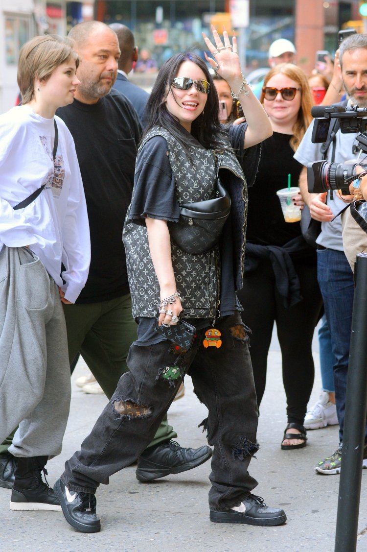 *EXCLUSIVE* Singer Billie Eilish is dripped in custom Louis Vuitton gear as she arrives at Z-100
