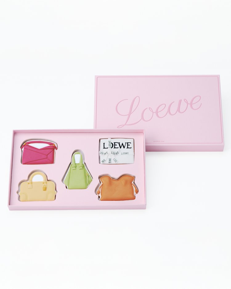 Loewe_1404_4x5