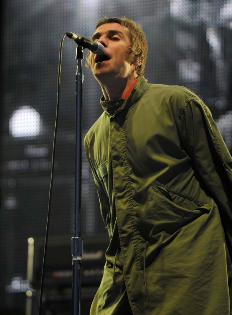 Oasis in concert at Heaton Park Manchester, Britain - 04 Jun 2009
