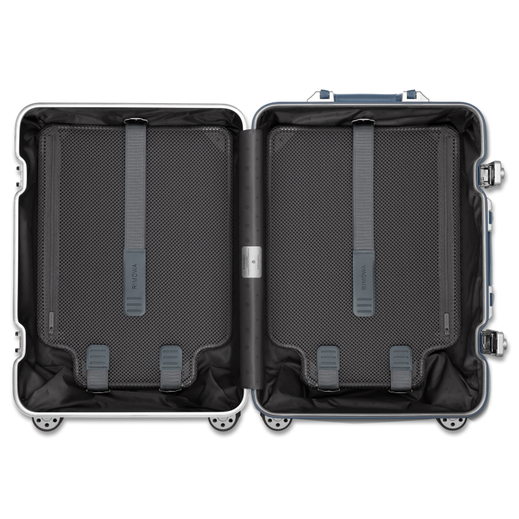 RIMOWA_Original_Twist_Cabin_Powder_Blue_PDP_O