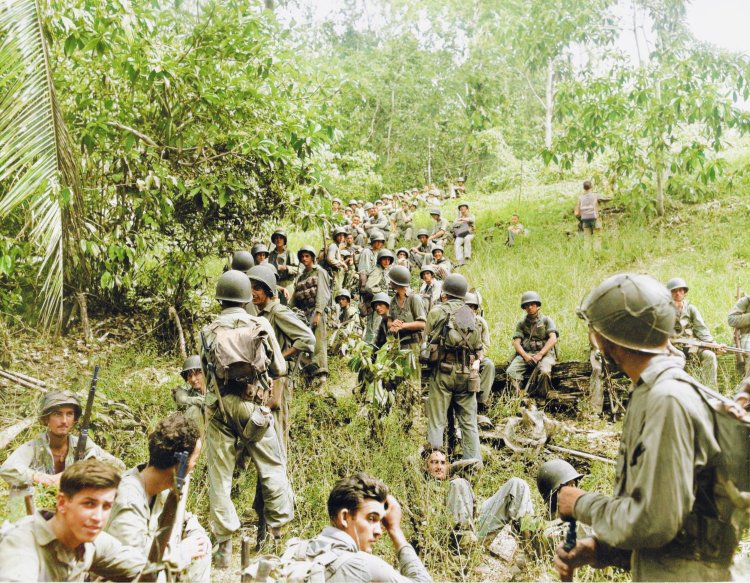 U.S. soldiers during the Battle of Guadalcanal Island, World War II.