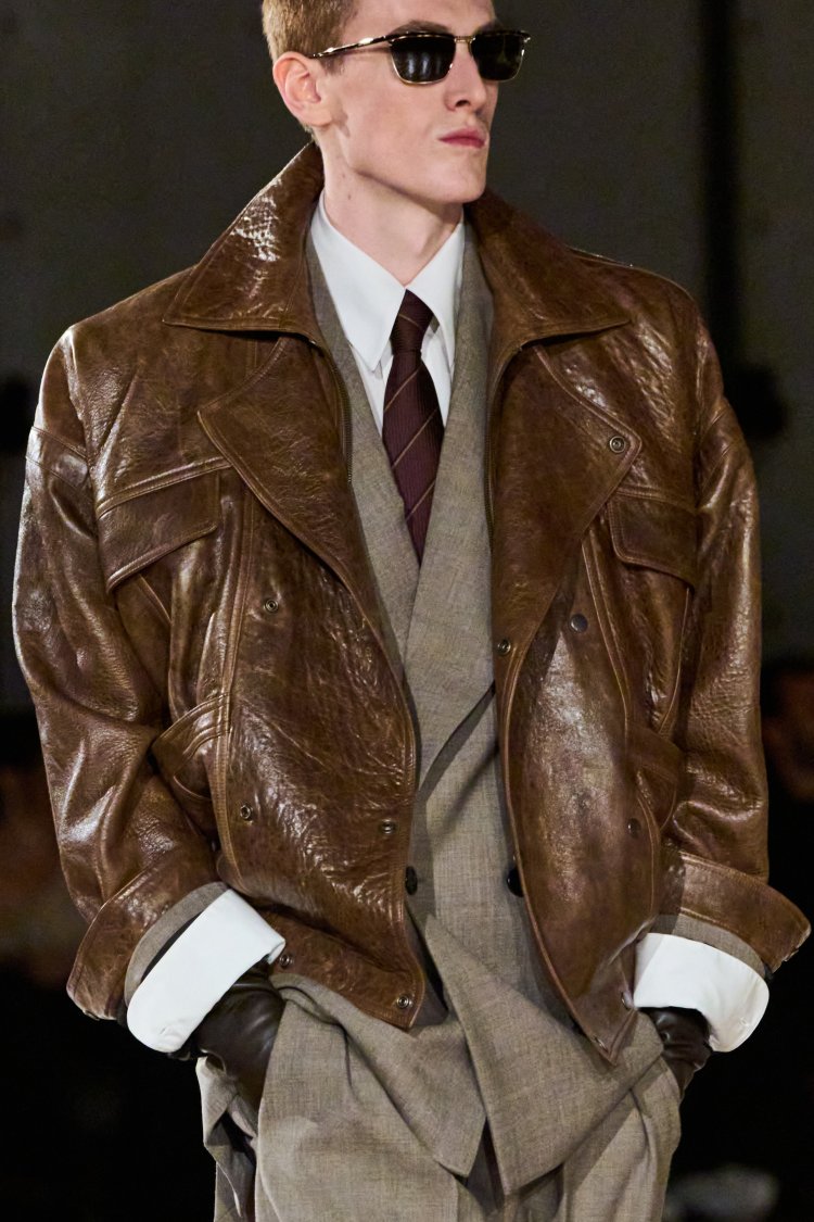 MEN FW 25-26 / PARIS / CLOSE UP / SAINT LAURENT CLP /