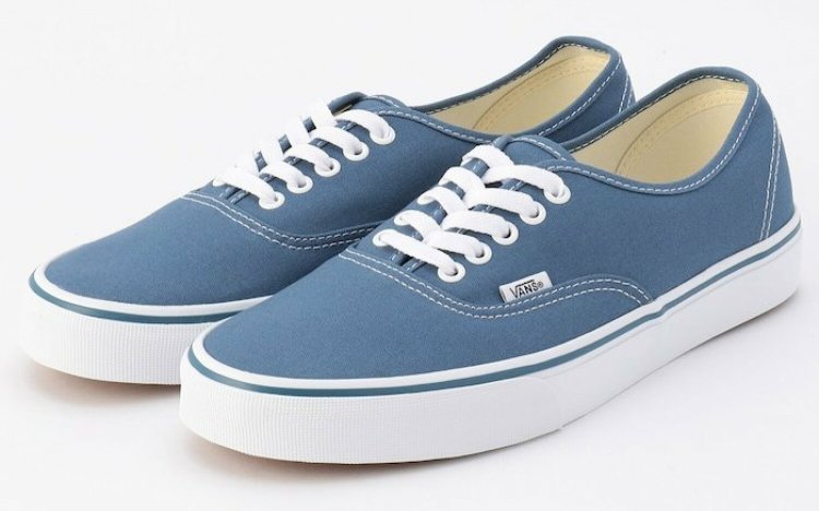 VANS「AUTHENTIC」