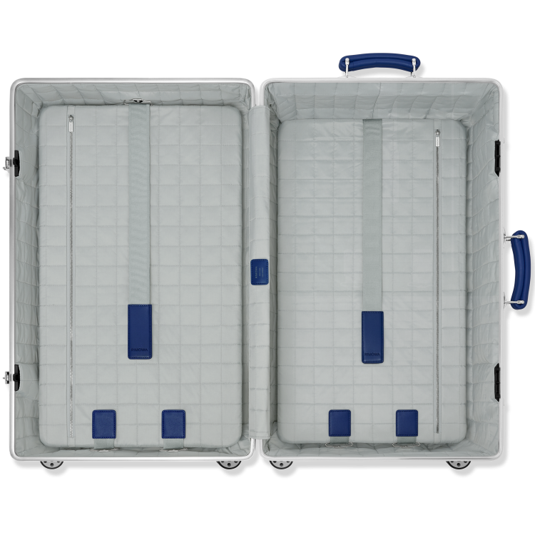 RIMOWA_Classic_Grid_Silver_Trunk_PDP_O