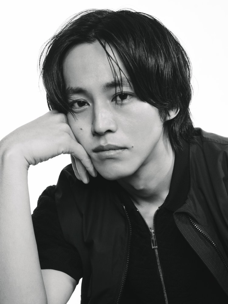 タトラスが松坂桃李を起用した2026年春夏キャンペーンを公開！