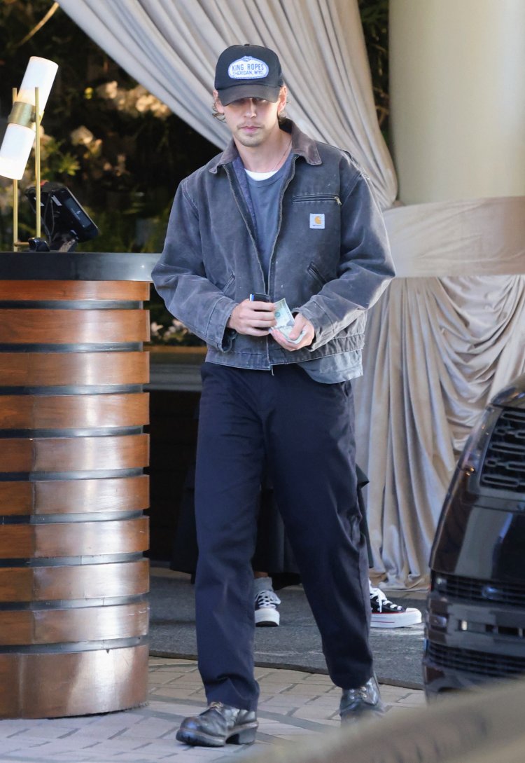 EXCLUSIVE: Austin Butler seen ahead of filming for upcoming Miami Vice comeback movie role