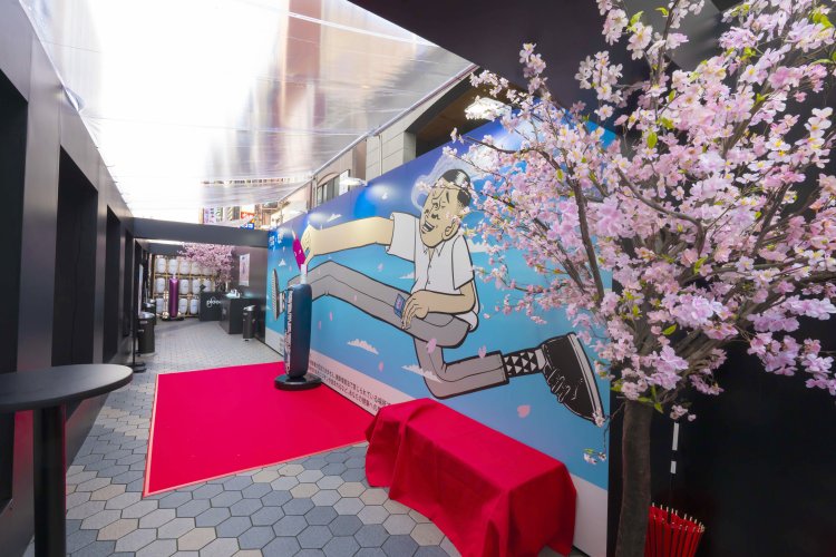 Ploom LOUNGE," a special smoking booth with an Edo-style atmosphere, appears in "Asakusa Roku-ku SAKURA STREET - Sakura Irodori!