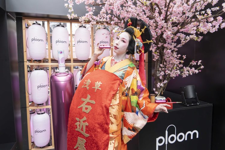 浅草六区 SAKURA STREET -桜艶通り-」に江戸情緒あふれる特設喫煙