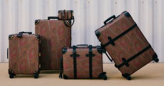 エトロとグローブ・トロッターがコラボ！旅を美しく彩るペイズリーデザインのラゲッジコレクション