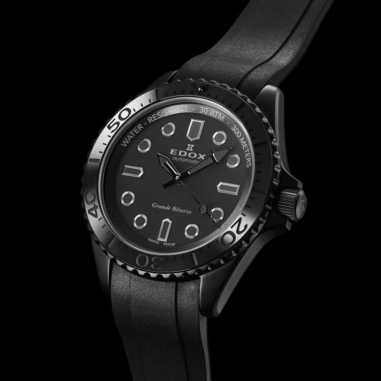 Edox launches the all-black " Neptunian Grande Reserve " watch, limited to Japan!