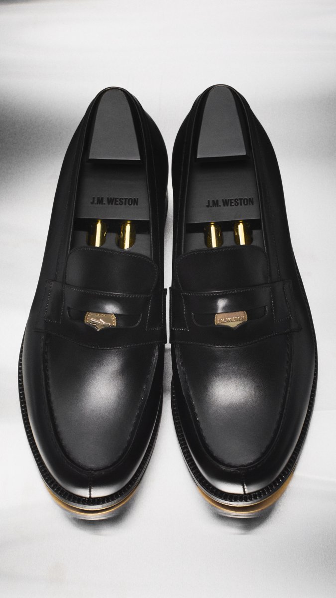 J.M. WESTON launches the 80th anniversary edition of its "Signature Loafer #180!