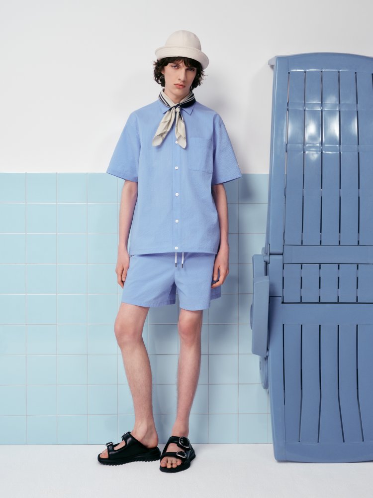 TARATLAS presents its summer capsule collection! Comfortable styles with a marine mood are the focus!