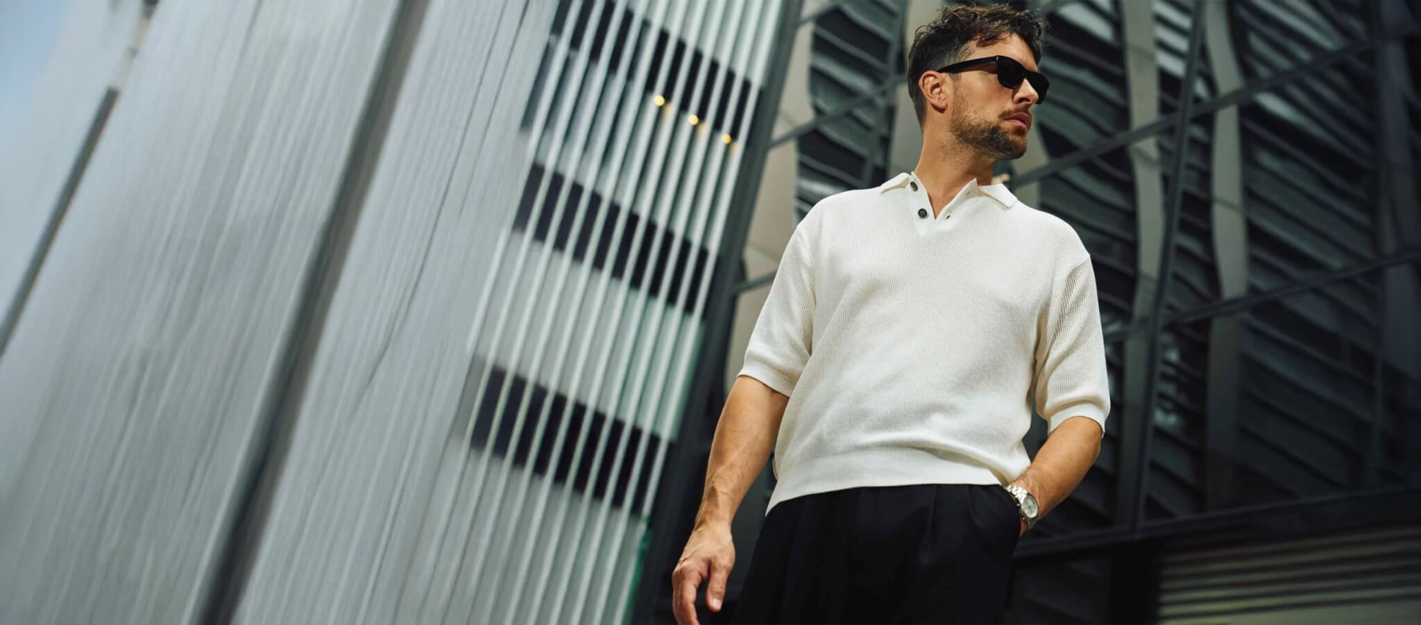 What are the three attractions that make the "Washi Knit Polo" so successful in the summer?