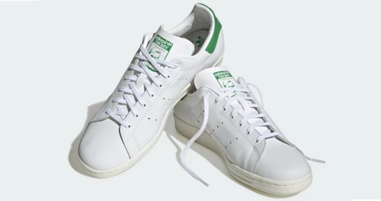 What Are the Stan Smith 80s? A Comparison of 4 Key Details That Set Them Apart from the Standard Model