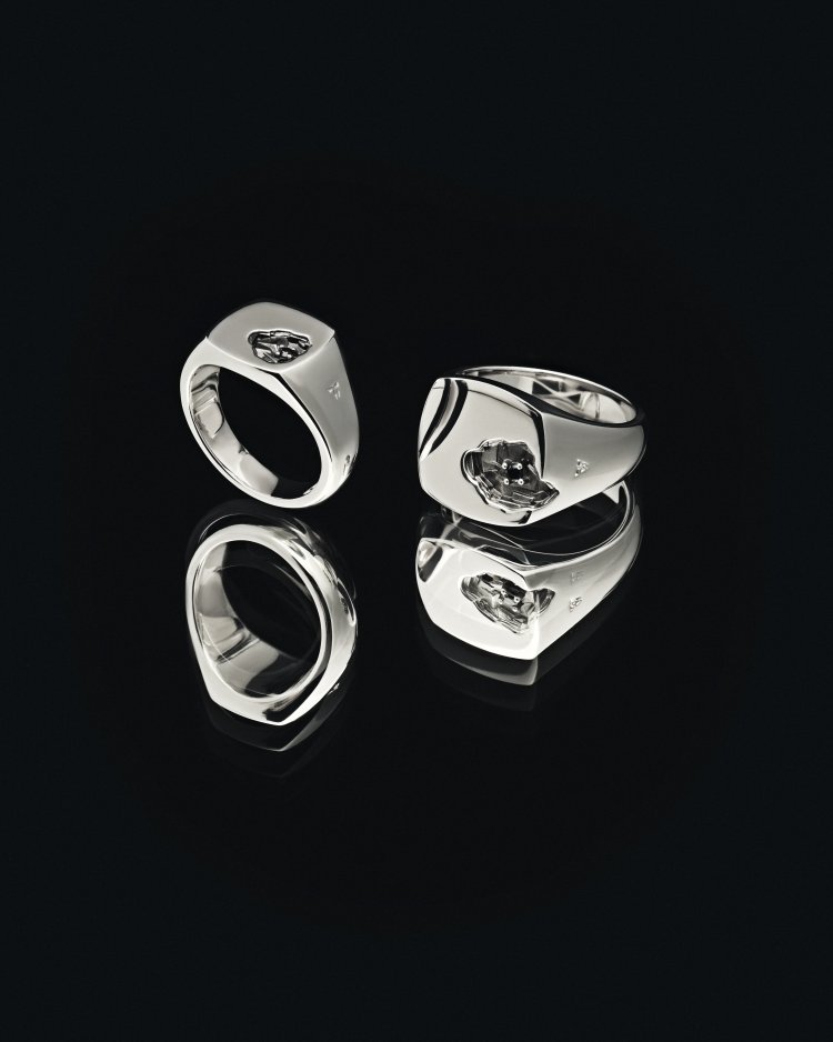 2606CH-TW-Still Life-Mined_67852-hi-res