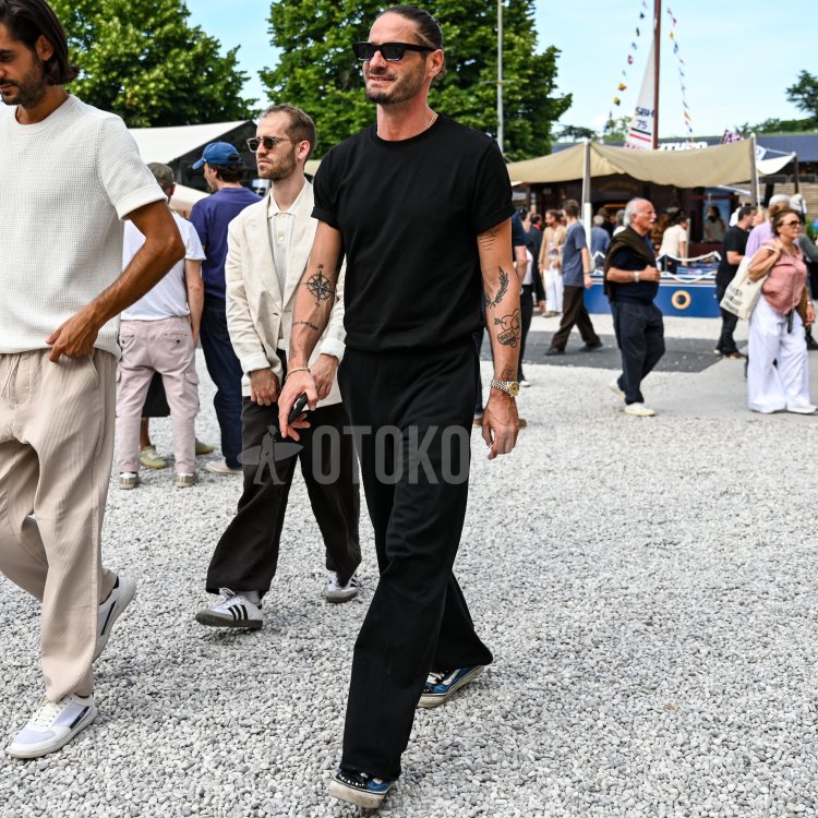 T-Shirt and Slacks Outfit OTO_1150