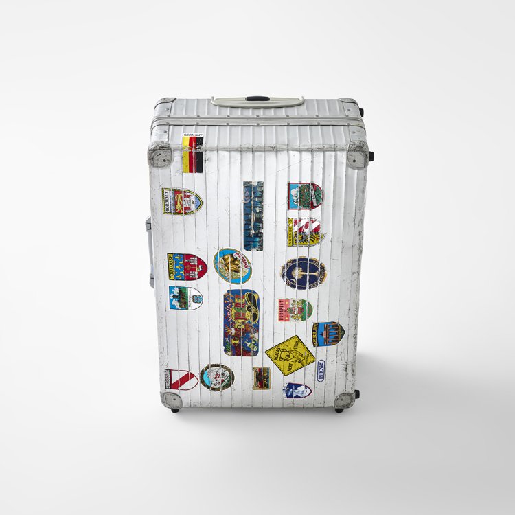 RIMOWA LIFE CYCLES_RE-CRAFTED SUITCASES_3_1x1