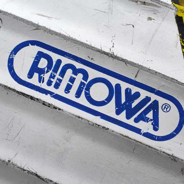 RIMOWA LIFE CYCLES_RE-CRAFTED SUITCASES_Pill crop 11