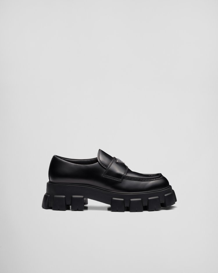PRADA「Monolith Brushed Leather Loafers」