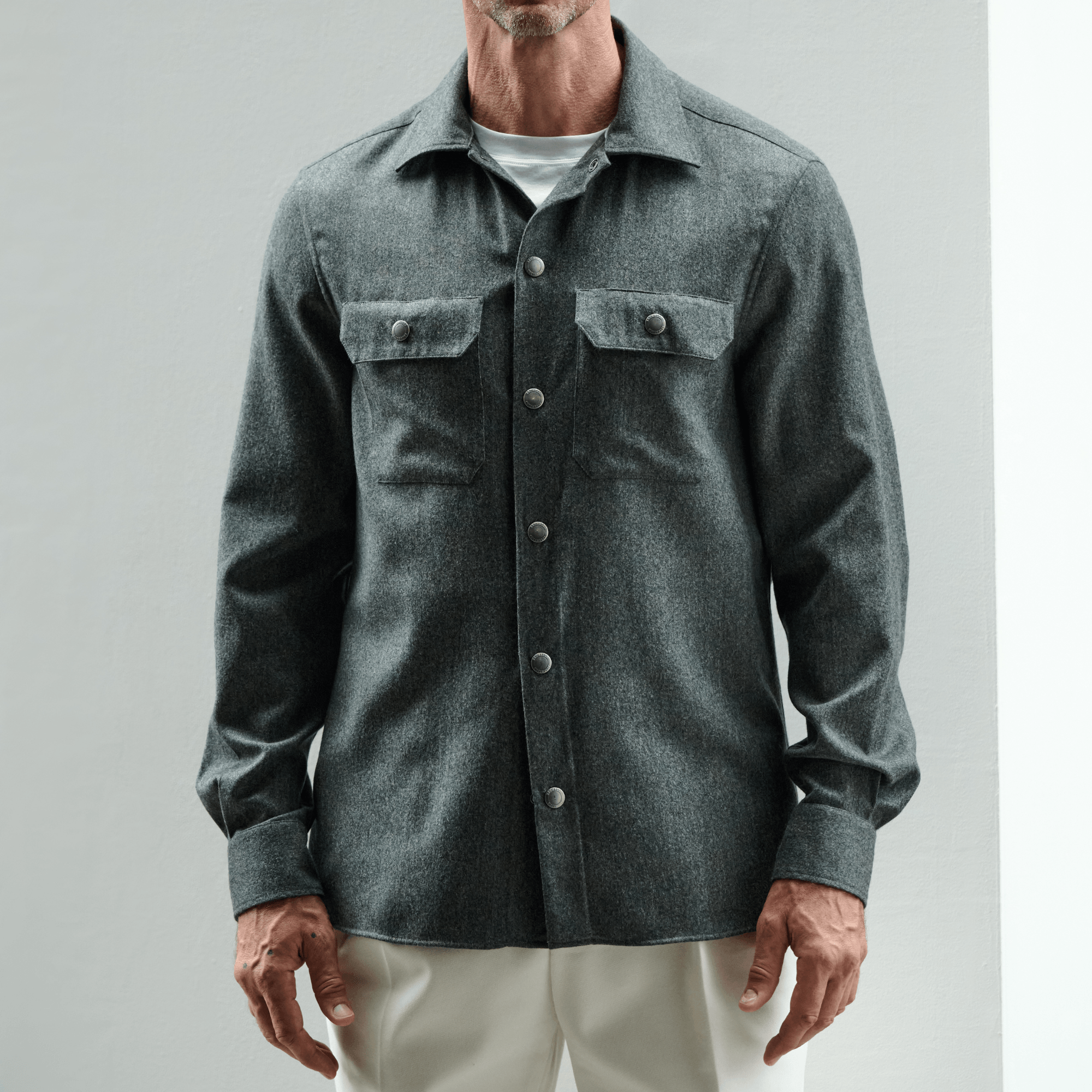 BRUNELLO CUCINELLI スプレッドカラー&チェストポケット付き バージンウールフランネル オーバーシャツ